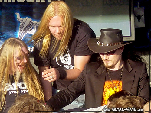 Nightwish, Signing Session @ Wacken Open Air (Marco Hietala, Tuomas Holopainen)